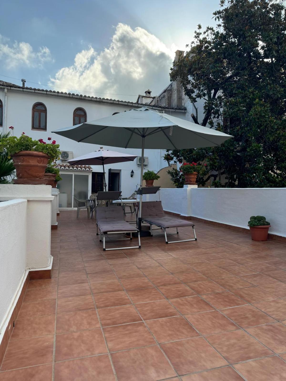 Garden Suites Xativa Casa Rural Экстерьер фото
